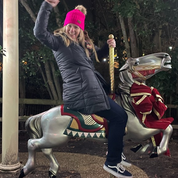 Meet your Posher, Shannon - Picture 1 of 1